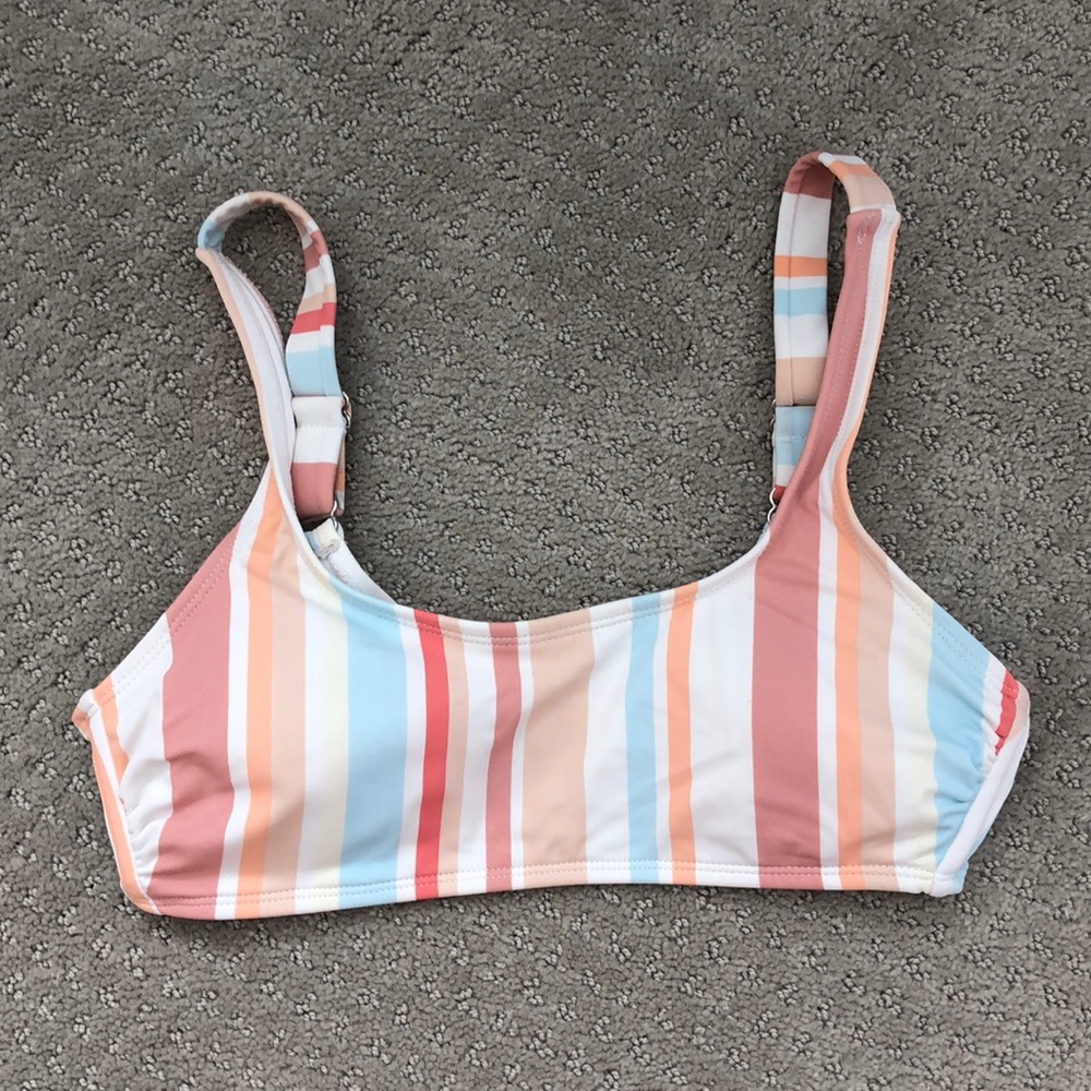 🖤3 for $15🖤Striped swimsuit top